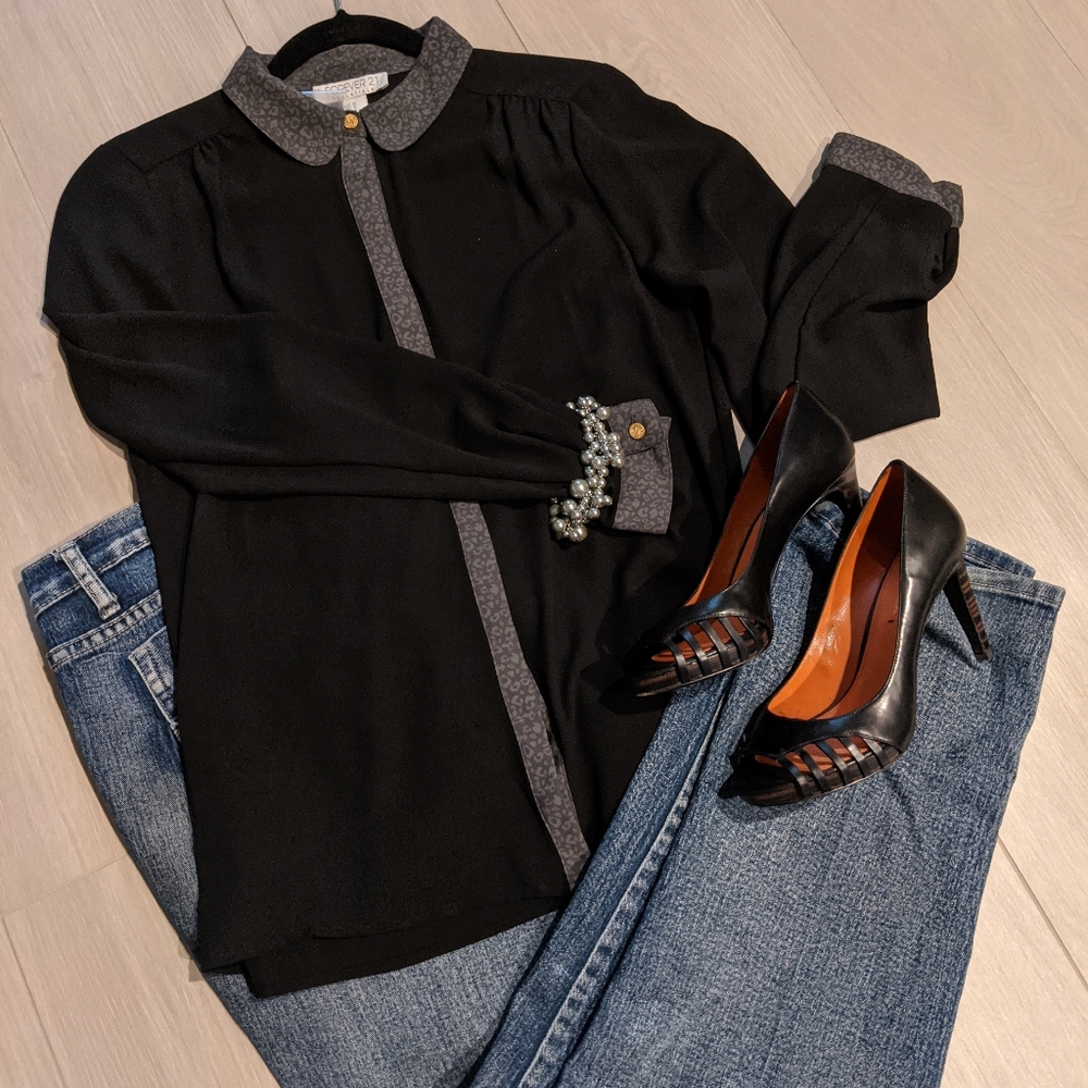 Forever 21 Long sleeve button front shirt - Picture 6 of 6
